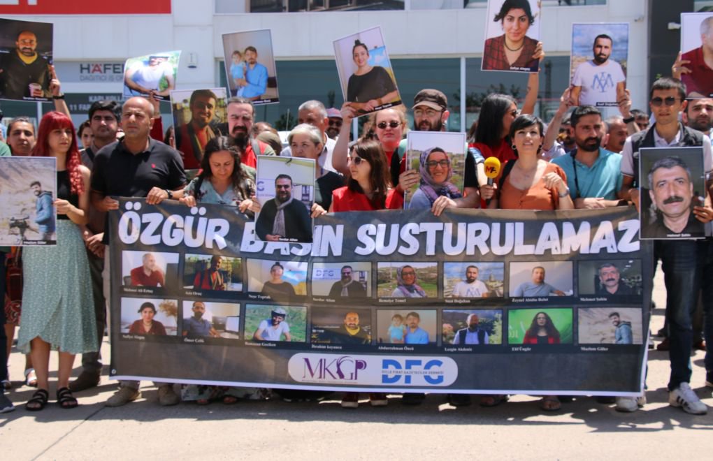 Diyarbakır'da tutuklanan 16 gazeteci ile dayanışma